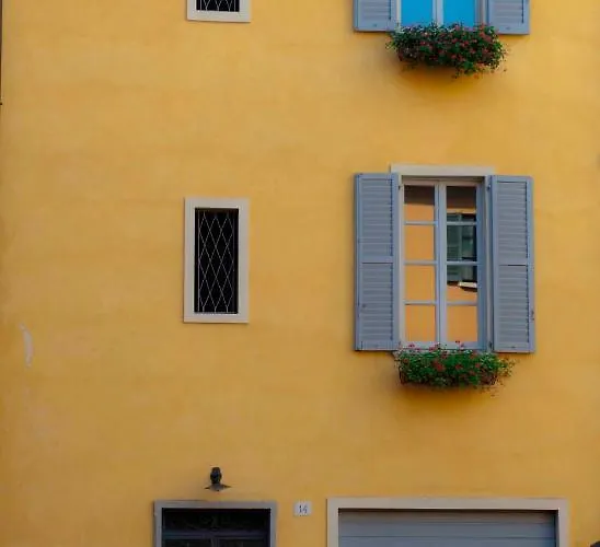Bed & Breakfast La Darsena Como