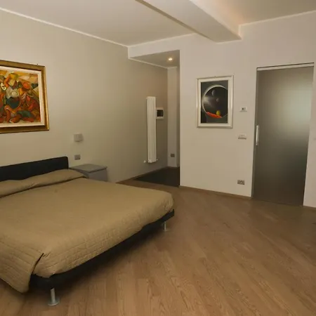 La Darsena Bed & Breakfast 4*
