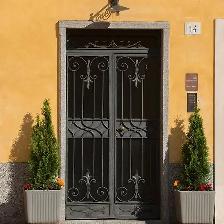 Bed & Breakfast La Darsena Como